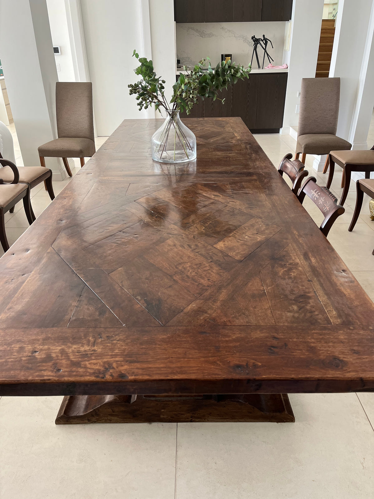Dining table 350m