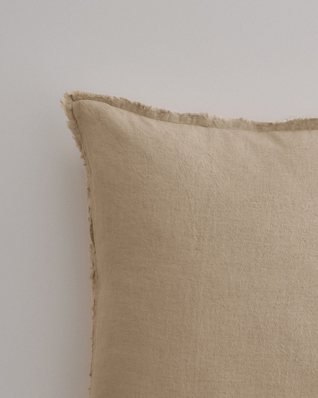 Hale Mercantile Cushion Flocca Linen 50/50