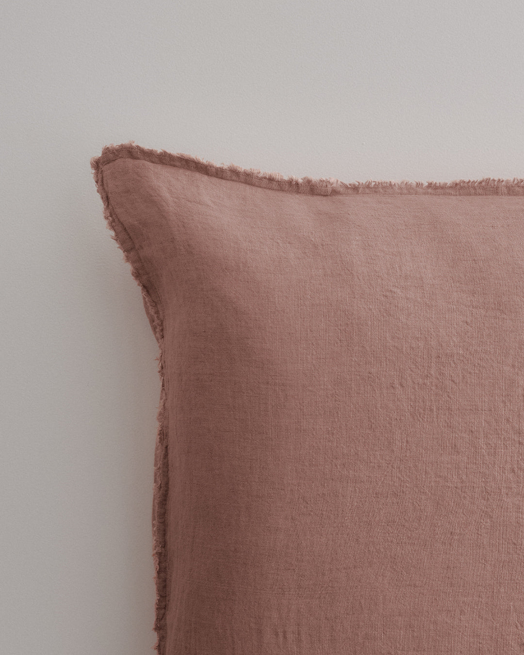 Hale Mercantile Cushion Flocca Linen 50/50