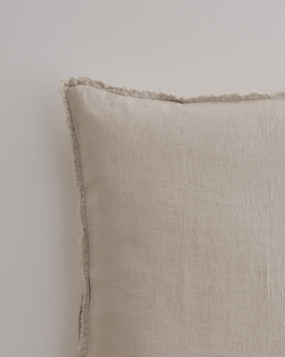Hale Mercantile Cushion Flocca Linen 50/50