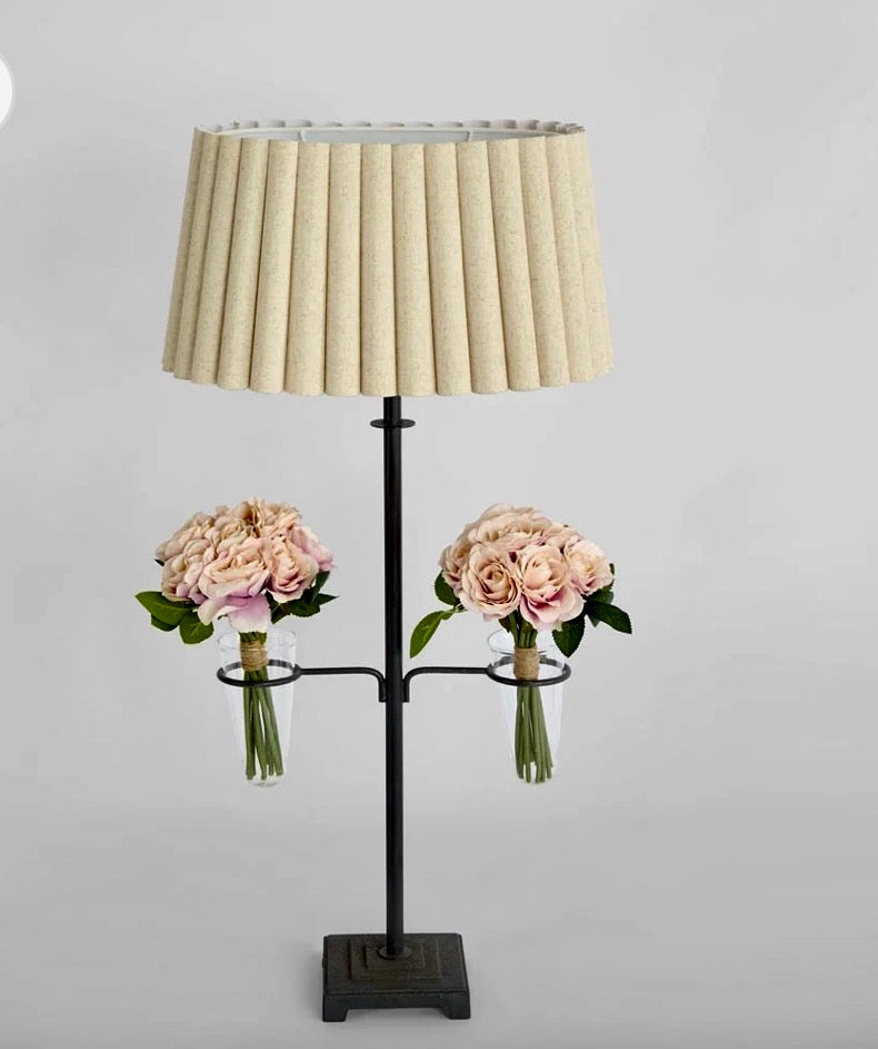 Lamp metal 2 cup vase-fluted shade