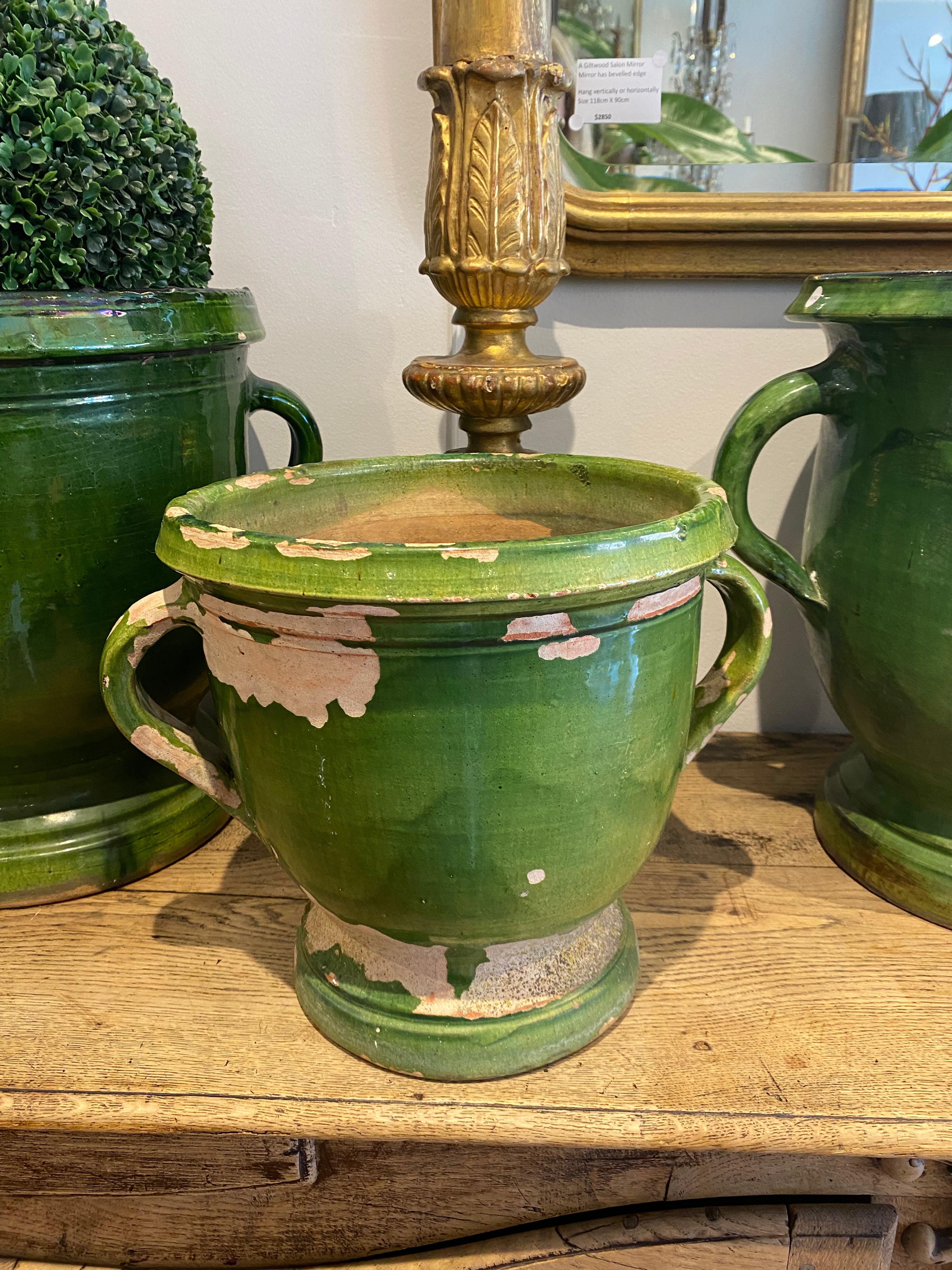 Castelnaudary urn