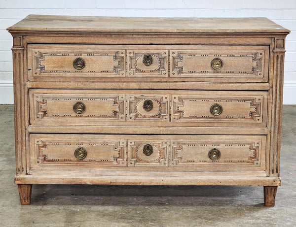 ✅Chest of drawers W133