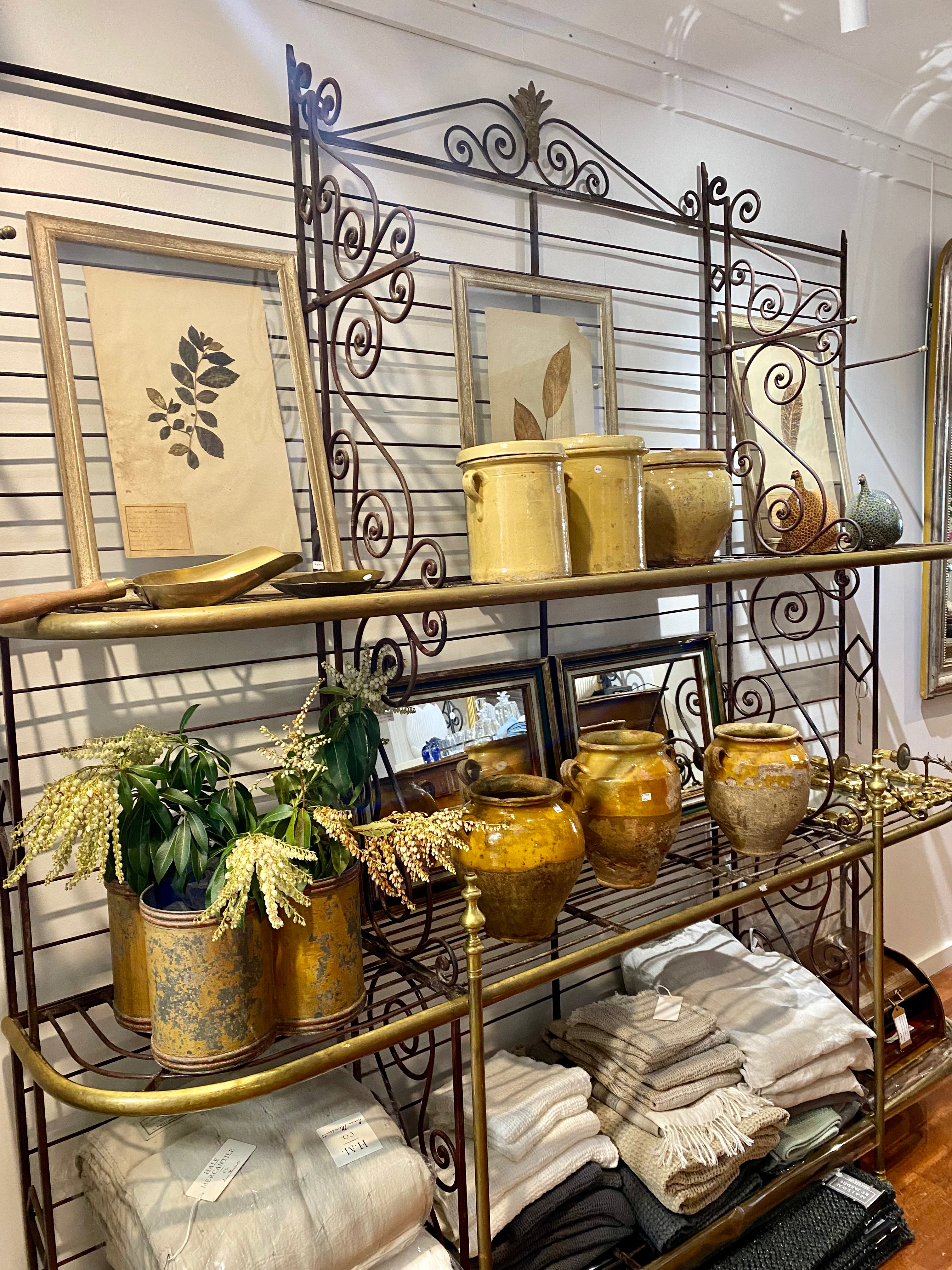 ✅hBakers stand shelving French