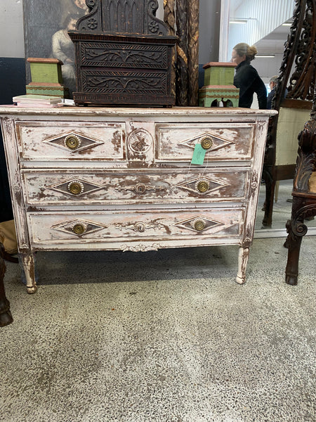 Chest of drawers W116 D59 H86
