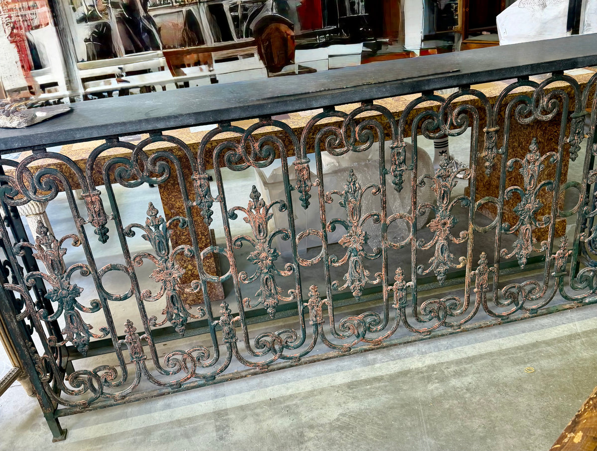 Console table ballustrade base