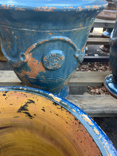 Anduze urn planter blue