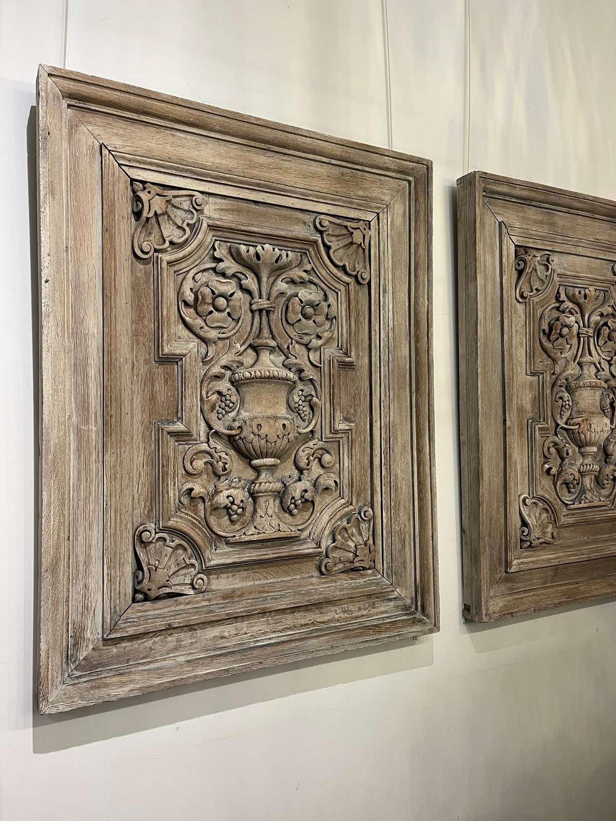 Wall panel bleached oak