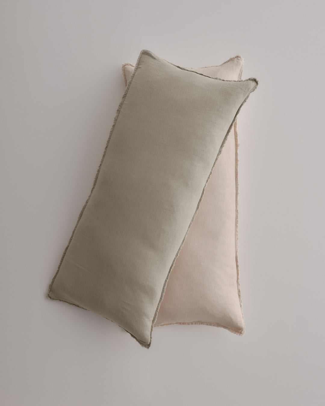 Hale Mercantile Bodycushion Flocca Linen 50/110