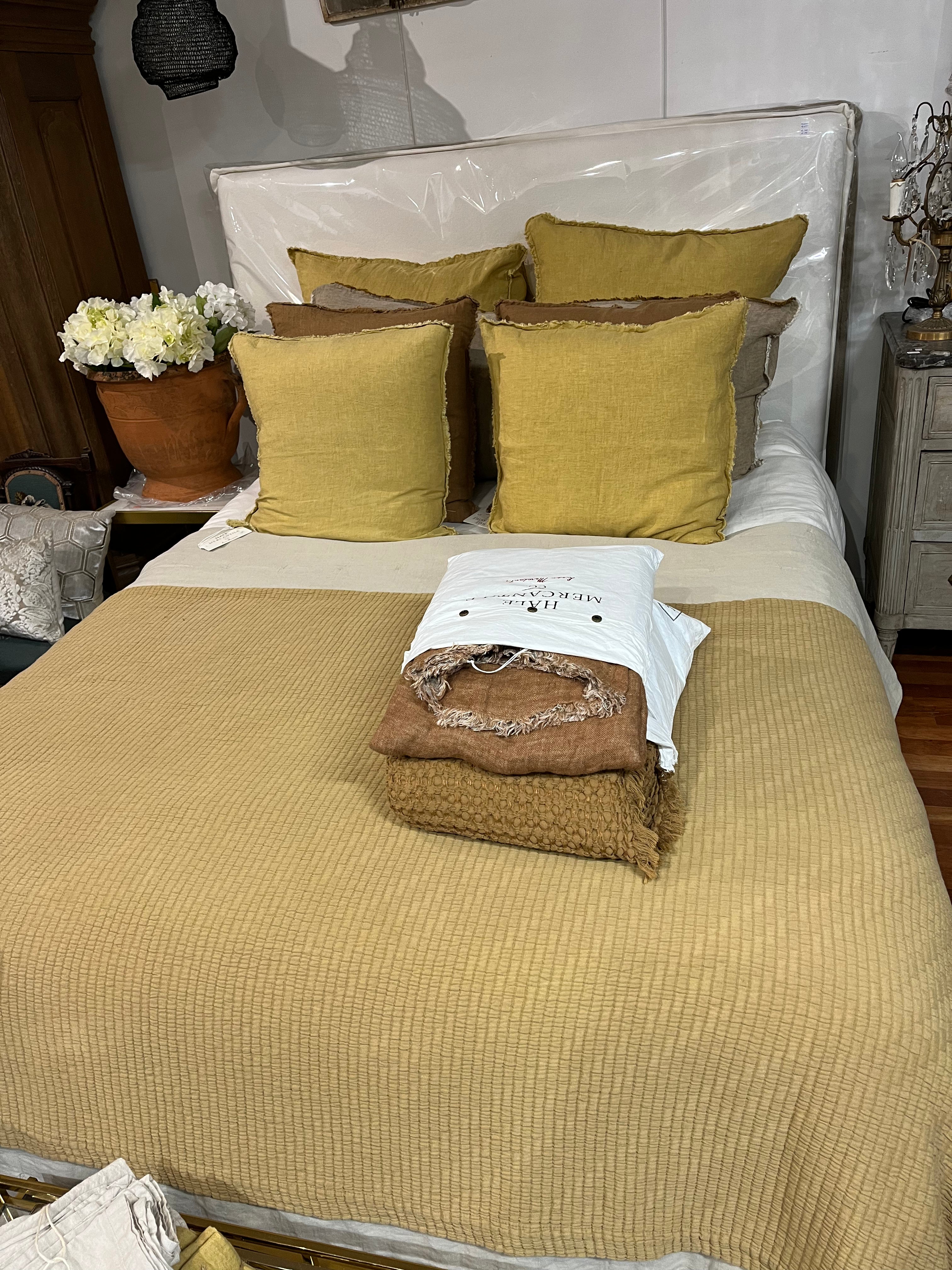 Large Bedcover mustard
