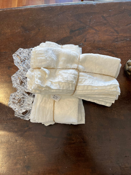 Napkins linen & napkin holders