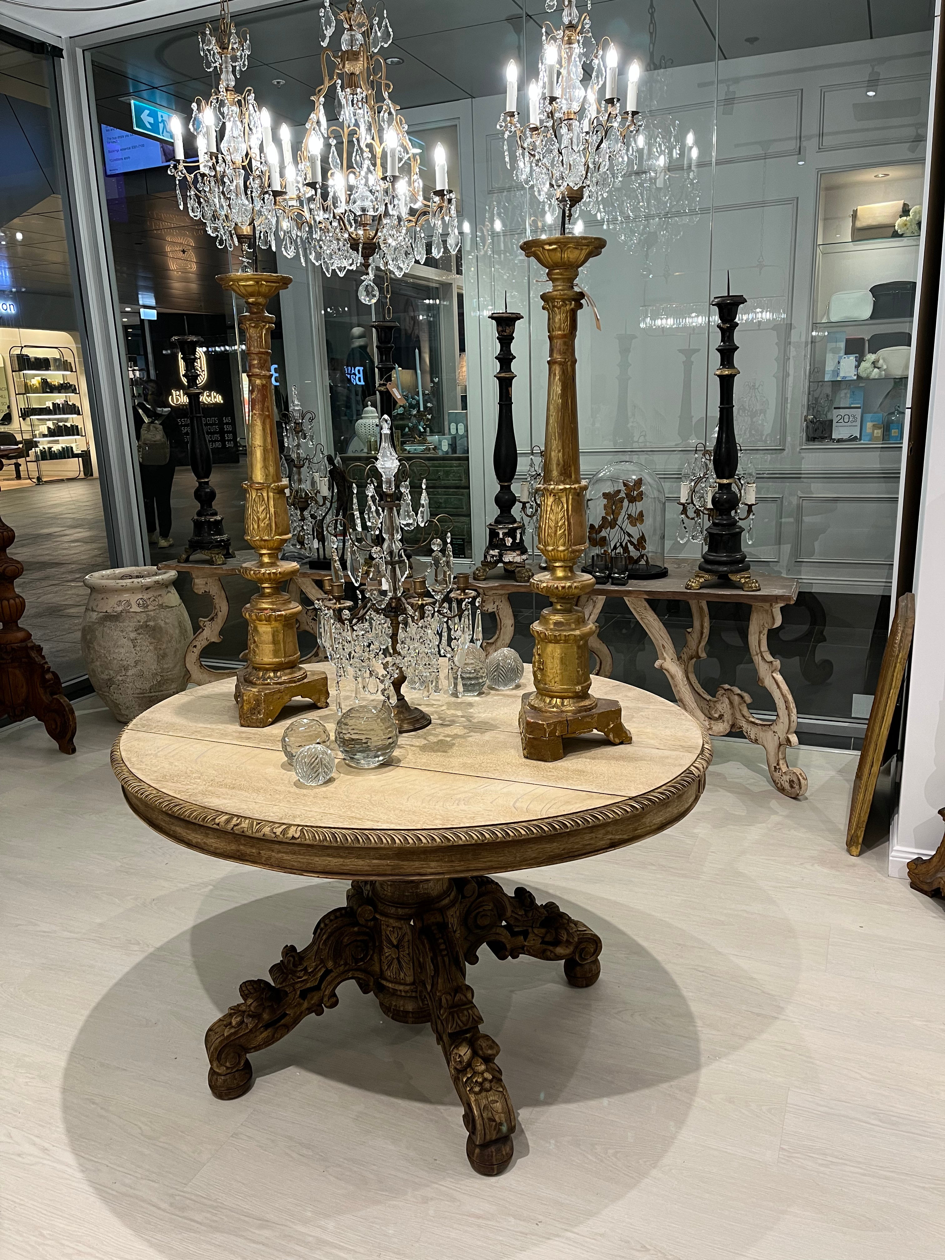French table bleached oak L129 D112 H75