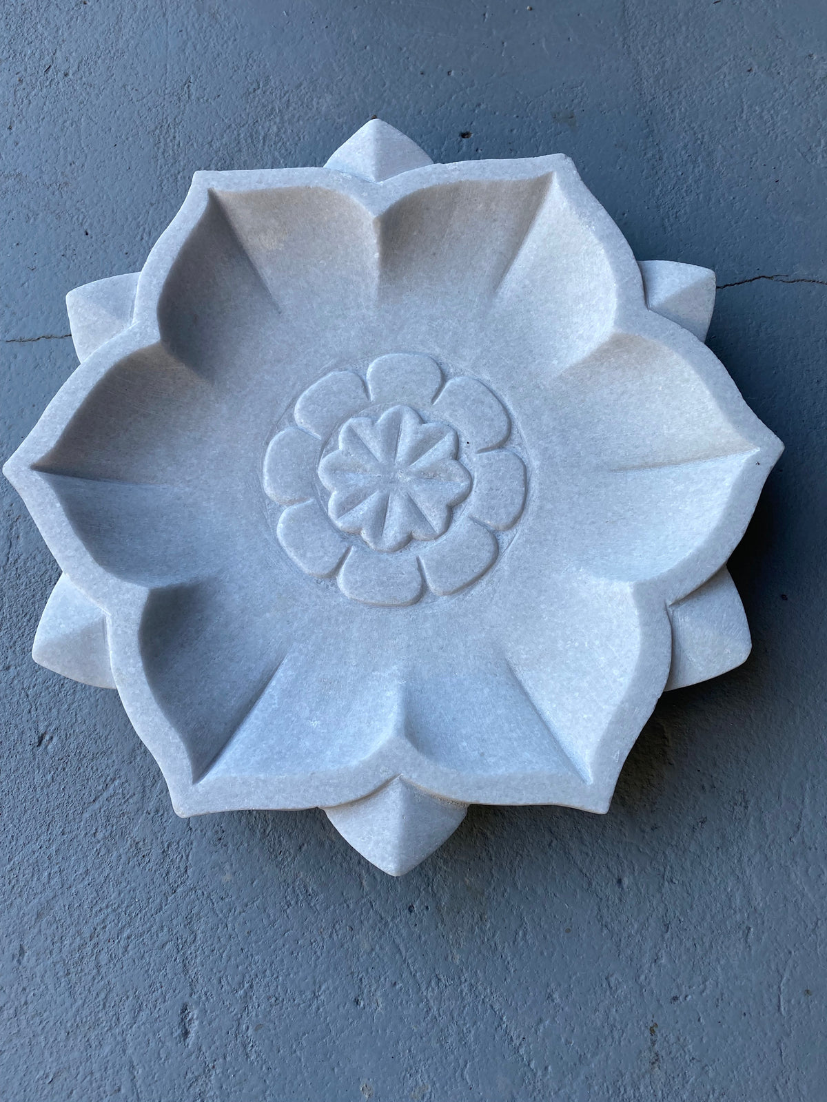 Marble bowl flower MEDIUM D31